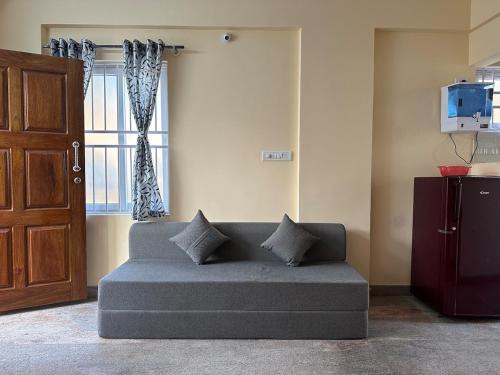 JP Nagar Apartment | Wonderful 2Bhk 950M from JP nagara metro 3rd Floor