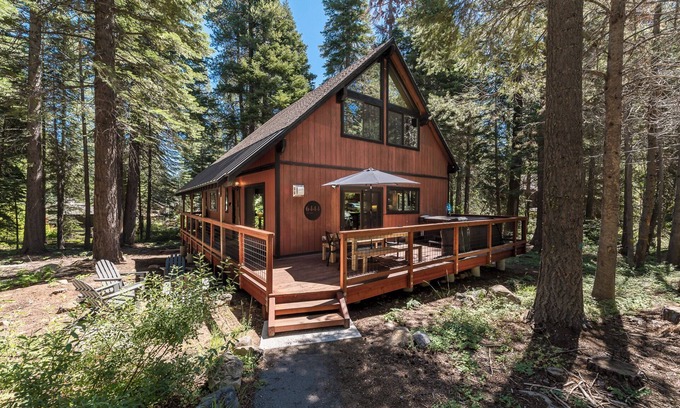 Tahoma Cabin | Wonderful cabin w/HotTub in charming Homewood, very close to Chambers Landing.