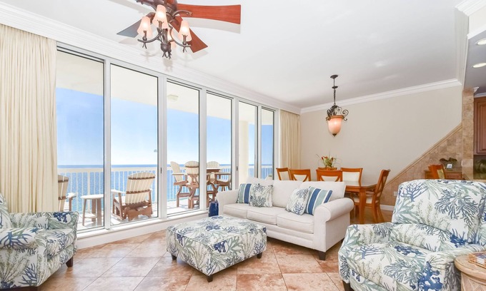 Destin Condo | Wonderful Location! | 3 BR, Gulf-Front Condo | W 1703 | Sleeps 8