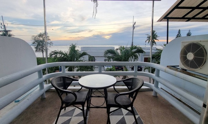 Bang Lamung Apartment | Wonderful Pattaya beach apartment
