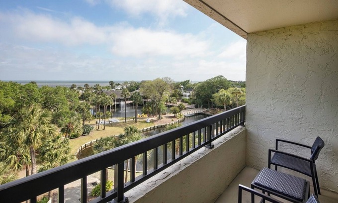 Shipyard Plantation Hotel | Wonderful Place To Stay! Close to Village at Olde Town Park, Beachfront!
