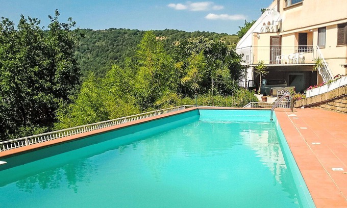 Lake Bracciano Villa | Wonderful private villa for 10 people with WIFI, private pool, A/C, TV, terrace and pets allowed