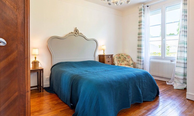 Le Home House | Wonderful private villa for 4 people with WIFI, TV, pets allowed and parking