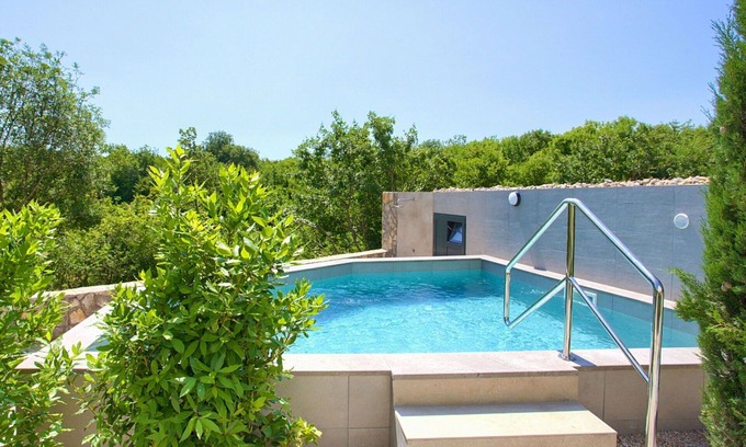Nenadici House | Wonderful private villa for 6 guests with WIFI, A/C, private pool, TV and patio