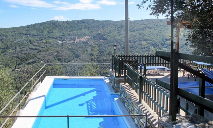 Pietrabruna House | Wonderful private villa with WIFI, private pool, TV, terrace, pets allowed, panoramic view, parking