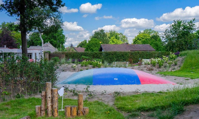 Municipality of Waalwijk House | Wonderful private villa for 6 people with WIFI, pool, TV, terrace and parking