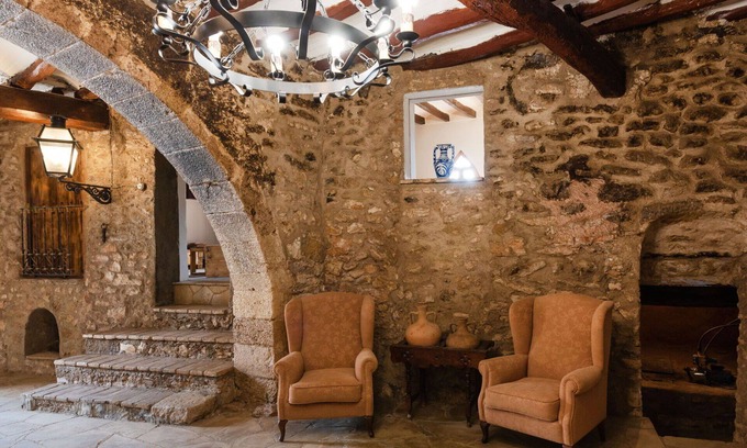 El Catllar House | Wonderful private villa with private pool, WIFI, TV, pets allowed, panoramic view and parking