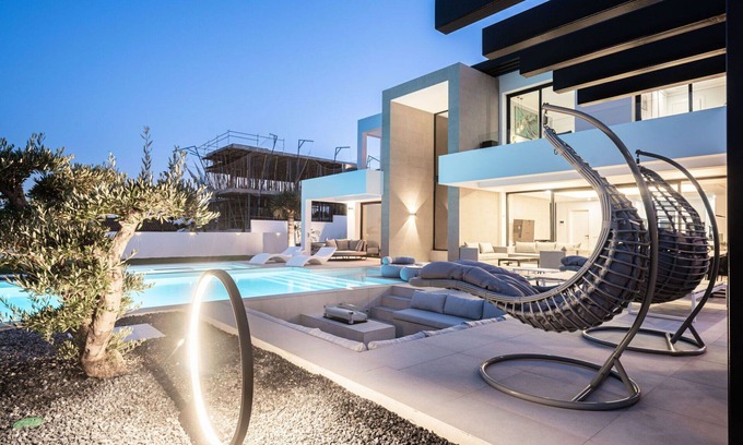 Manilva Villa | Wonderful private villa for 11 guests with A/C, hot tub, private pool, WIFI, TV and patio
