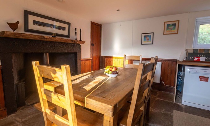 East Lewiston Villa | Wonderful private villa for 8 people with TV, patio and parking