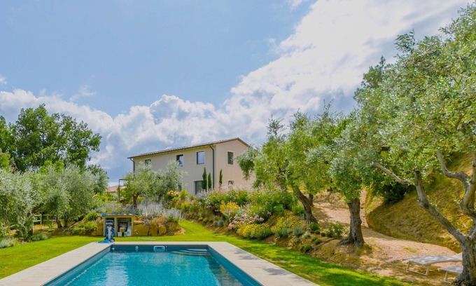 Montisi Villa | Wonderful private villa for 6 guests with WIFI, A/C, private pool, TV and patio