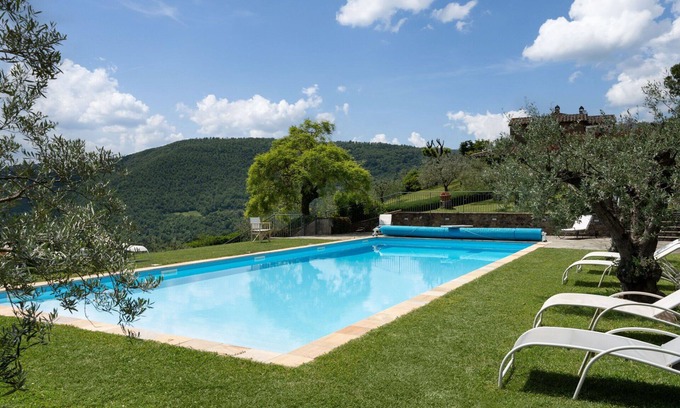 Subbiano Villa | Wonderful private villa with hot tub, private pool, A/C, WIFI, TV and terrace, close to Arezzo