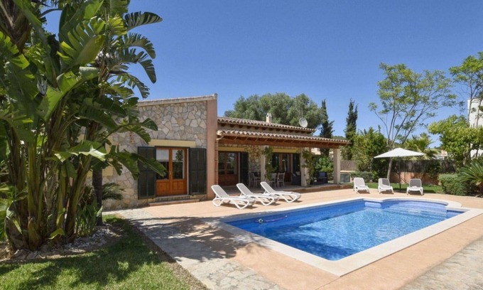Crestatx Villa | Wonderful private villa for 6 people with WIFI, A/C, private pool, TV and patio