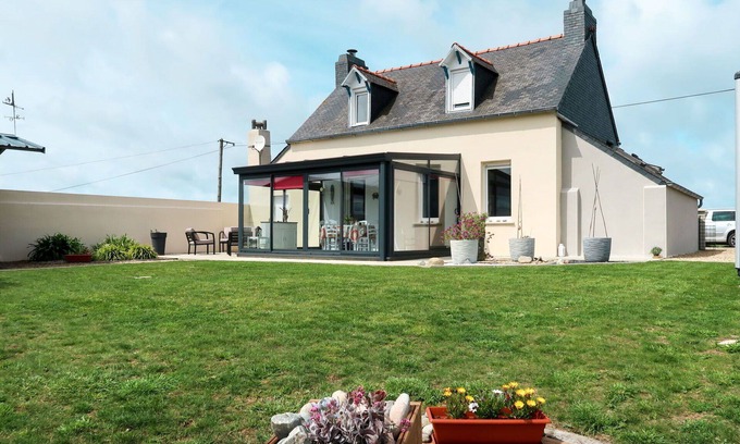 Pleubian House | Wonderful private villa for 4 people with WIFI, TV, terrace, pets allowed and parking
