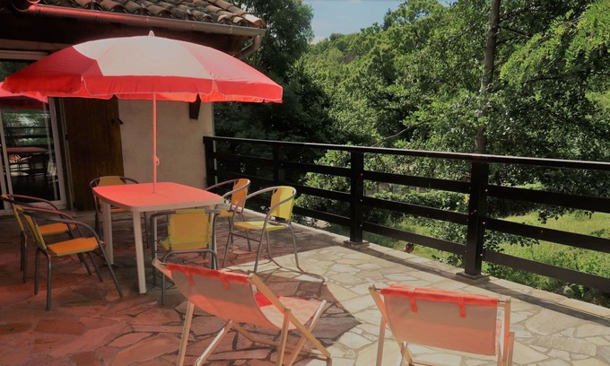 Valgorge House | Wonderful private villa for 6 guests with A/C, TV, terrace, pets allowed and parking