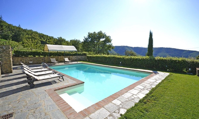 Pieve di Chio Villa | Wonderful private villa with WIFI, private pool, A/C, TV, patio and panoramic view, close to Cor.