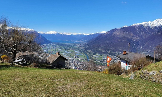 Pianezzo House | Wonderful private villa for 4 people with WIFI, TV, balcony, pets allowed and panoramic view