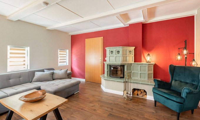 Oybin House | Wonderful private villa for 10 people with hot tub, WIFI, TV, patio and pets allowed