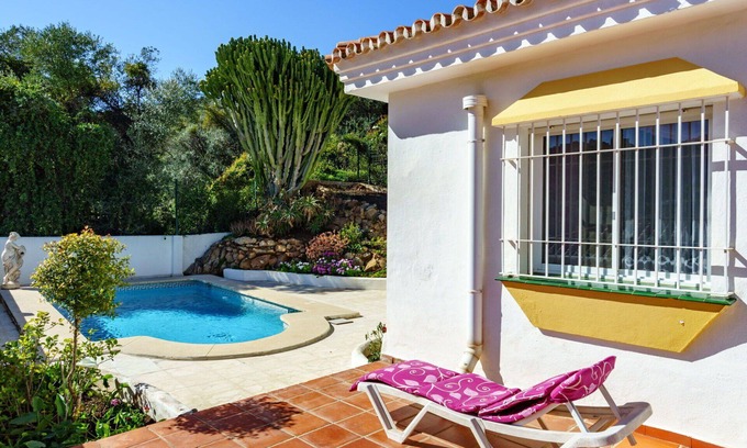 Monda House | Wonderful private villa for 4 guests with private pool, WIFI and terrace