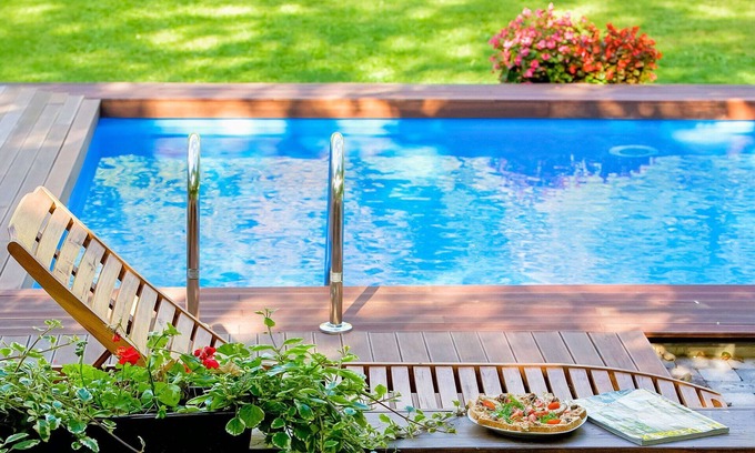 Matulji House | Wonderful private villa with WIFI, hot tub, private pool, A/C, TV, patio and pets allowed