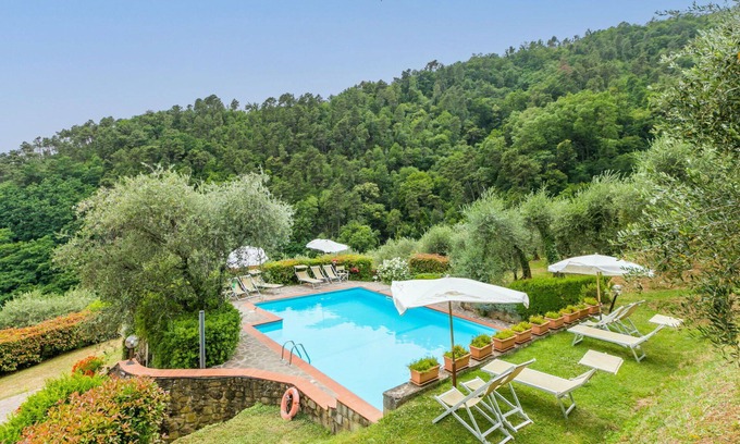 Pescia Villa | Wonderful private villa for 10 people with WIFI, private pool, TV, terrace and panoramic view