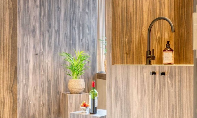 Ghent Apartment | Wonderful renovated room in Historic Ghent home