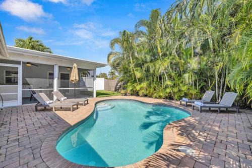 Tropic Palms House | Wonderful Tropical Pool House In Delray Near Ocean