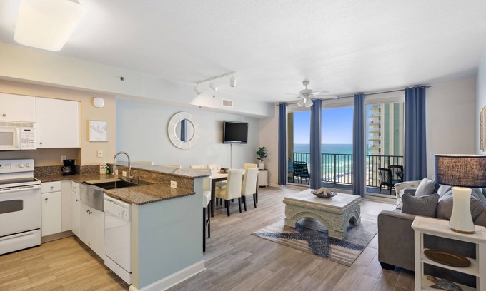 Panama City Beach Condo | Wonderful Views! 1/2 Sleeps 6! AVAILABLE NOW!