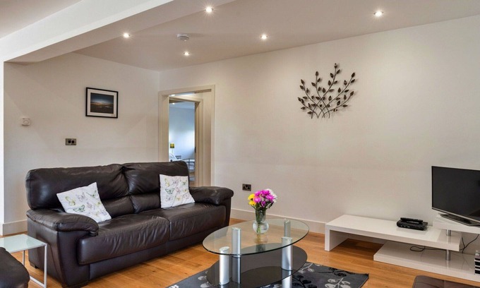 Saint Breward House | Wonderful villa for 4 guests