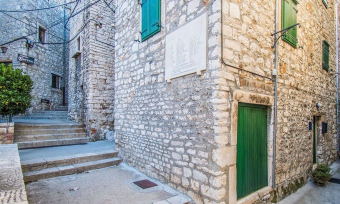 Sibenik Old Town House | Wonderful villa for 5 people with A/C, WIFI, TV, terrace and parking