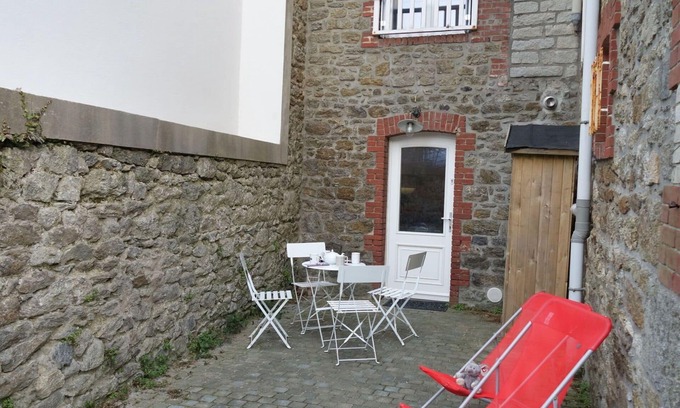 Saint-Igneuc House | Wonderful villa for 5 people with WIFI, TV, terrace and pets allowed