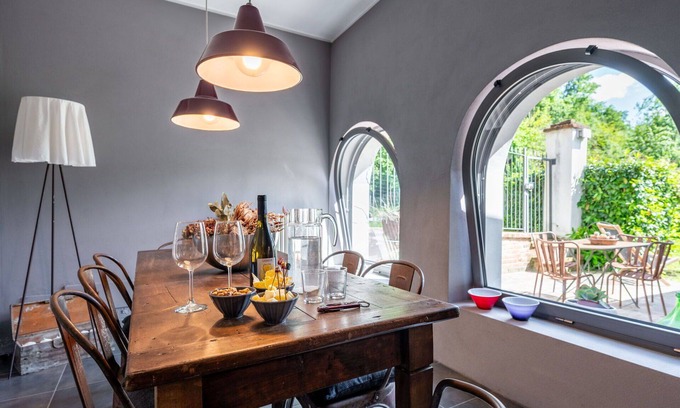 Asti House | Wonderful villa for 9 people with WIFI, TV and pets allowed
