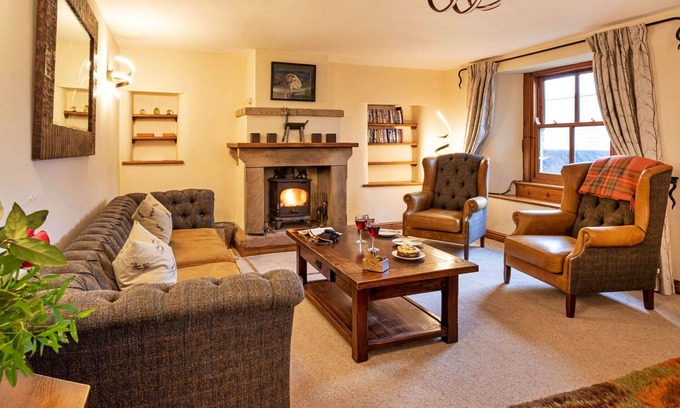 Bretherdale House | Wonderful villa for 8 people with WIFI, TV and parking