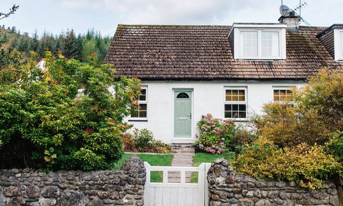 Fort Augustus House | Wonderful villa for 4 people with WIFI, TV and patio