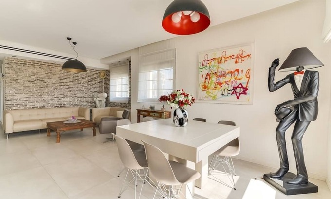 Kerem HaTeimanim Apartment | Wonderfull duplex 3BR Hakovshim SAFE ROOM