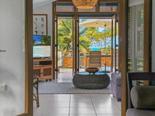 Wongaling Beach Apartment | Wongalinga Beachfront Apt 4