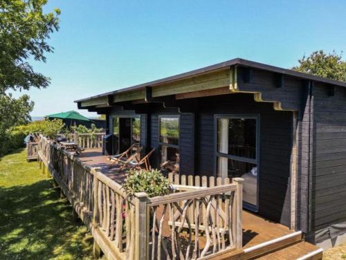 Yarmouth Ski Chalet | Wood Cabin 2 At Tapnell Farm