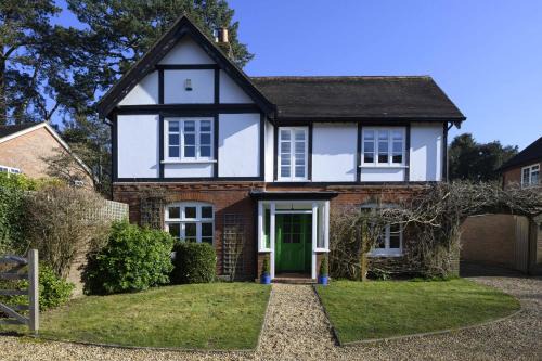 New Forest District House | Wood Haven