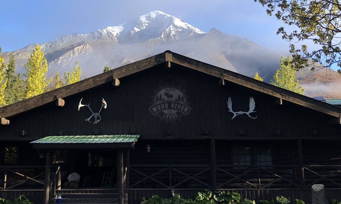 Nenana Cabin | Wood River Lodge - Moose Cabin - FLY IN ONLY!