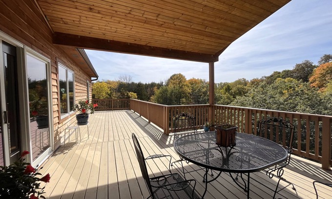 Winterset Cabin | Wooded cottage on 10 Acres to explore and entertain