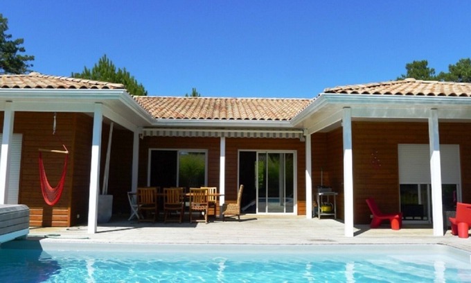 L'Herbe Villa | Wooden villa with swimming pool, Cap Ferret, 8 people