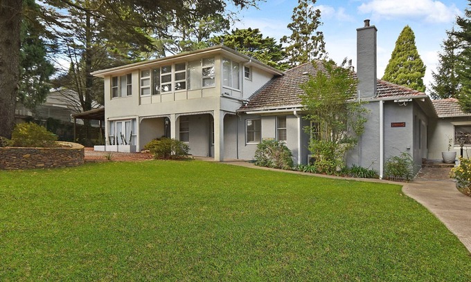 Leura House | Woodford House of Leura