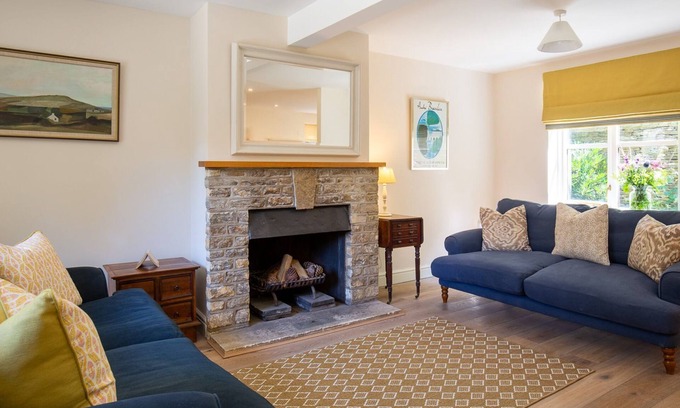 Temple Guiting Cottage | Woodland Cottage - Temple Guiting, Dog Friendly