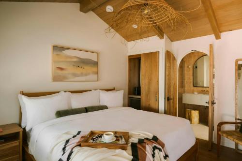 Laguna Beach Hotel | Woods Cove Hotel Laguna Beach, Sonder