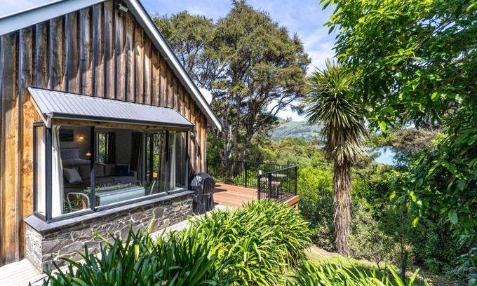 Akaroa House | Woodside - Akaroa Holiday Cottage