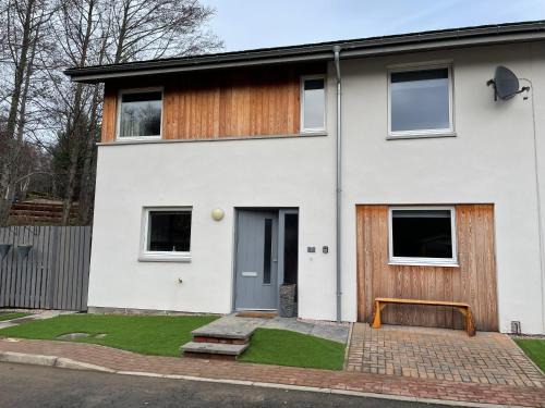 Aviemore House | Woodside retreat holiday home in Aviemore
