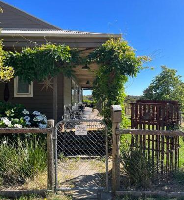 Porcupine Ridge House | Woolly Slopes Country Escape