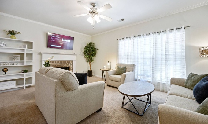 Acworth House | Work & Play Base: 3BR Close to Parks & Lakes