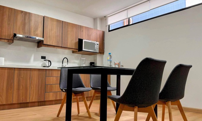Quito Apartment | Work & Play Retreat, fast Wi-Fi