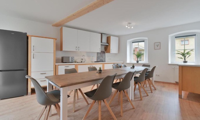 Waldershof Apartment | Workers - Home!