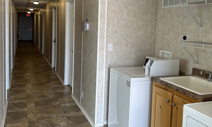 Crane Cabin | Workforce housing for the Permian basin and surrounding areas.